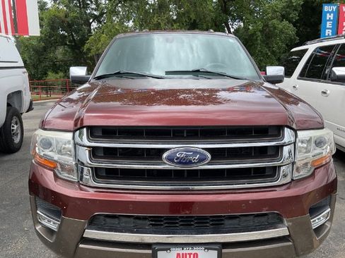 Used 2015 Ford Expedition King Ranch RWD image 2