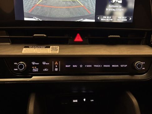 Certified 2023 Kia Sportage X-Line w/ X-Line Premium Package image 18