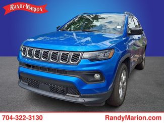 Used 2024 Jeep Compass Latitude AWD/4WD video 1