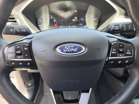 Used 2021 Ford Escape SE w/ SE Sport Appearance Package FWD image 30