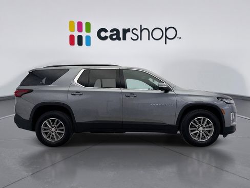 Used 2023 Chevrolet Traverse LT image 6