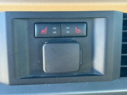 Used 2021 Ford F150 Lariat w/ Equipment Group 502A High AWD/4WD image 22