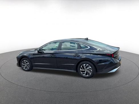 Used 2026 Hyundai Sonata Blue FWD image 8
