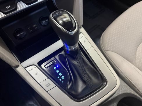 Used 2019 Hyundai Elantra Value Edition FWD image 15