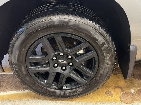 Certified 2023 Chevrolet Silverado 1500 Custom w/ LPO, Dark Essentials Package image 26