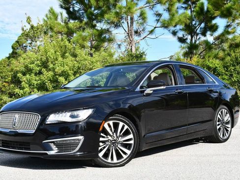Used 2020 Lincoln MKZ Reserve image 21