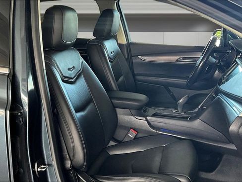 Used 2019 Cadillac XT5 Luxury AWD/4WD image 29