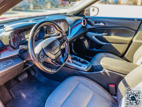 Used 2024 Chevrolet Trax RS w/ Driver Confidence Package image 26