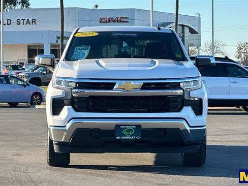 Used 2025 Chevrolet Silverado 1500 LT image 9