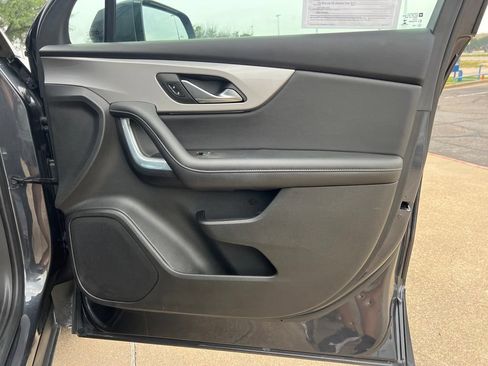 Used 2022 Chevrolet Blazer LT FWD image 12