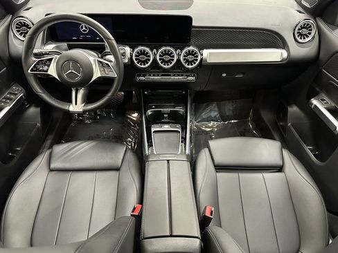 Certified 2024 Mercedes-Benz GLB 250 image 27