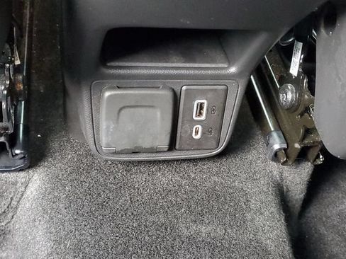 Certified 2024 Chevrolet TrailBlazer LT w/ Convenience Package AWD/4WD image 12