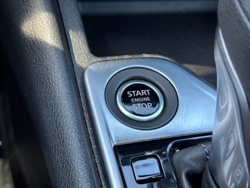 Used 2024 Nissan Sentra SV FWD image 21