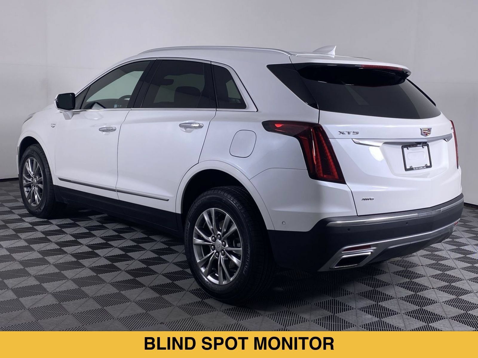 Certified 2023 Cadillac XT5 Premium Luxury w/ Technology Package AWD/4WD image 20