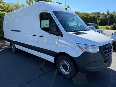 New 2025 Mercedes-Benz Sprinter 2500
