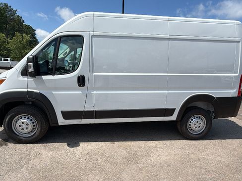 New 2026 RAM ProMaster 1500 w/ Convenience Group FWD image 11