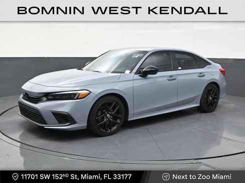 Used 2023 Honda Civic Sport image 1