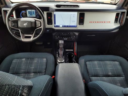 Used 2024 Ford Bronco Heritage Edition image 13