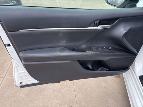 Used 2022 Toyota Camry XSE image 24