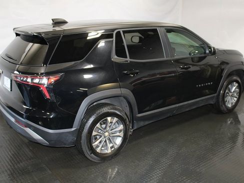 Used 2025 Chevrolet Equinox LT image 5