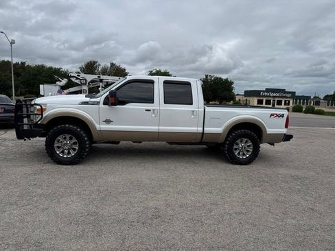 Used 2012 Ford F250 Lariat w/ Lariat Interior Pkg AWD/4WD image 1