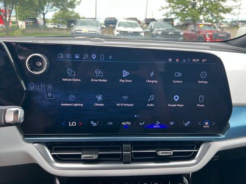 Used 2024 Chevrolet Equinox EV LT AWD/4WD image 37