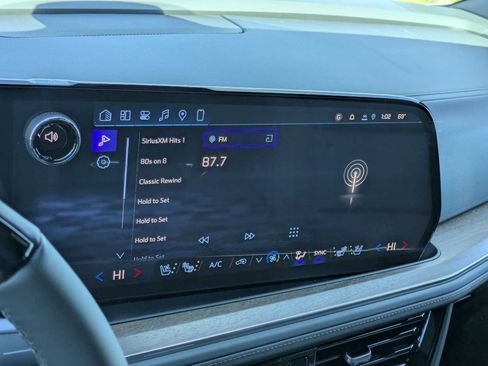 New 2026 Chevrolet Suburban High Country image 30