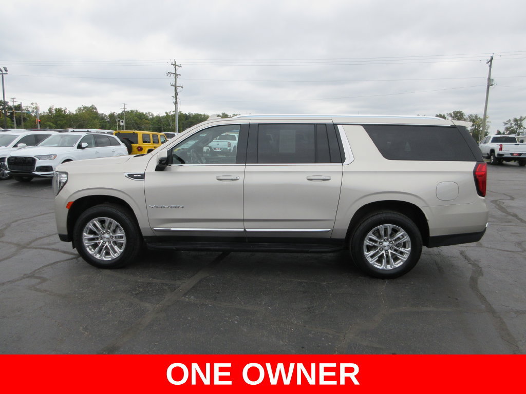 Certified 2024 GMC Yukon XL SLT w/ SLT Luxury Package AWD/4WD image 11