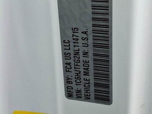 Certified 2022 Jeep Gladiator Overland w/ LED Lighting Group image 30