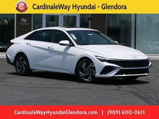 New 2025 Hyundai Elantra SEL image 1