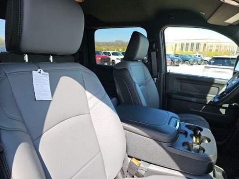 New 2026 RAM 2500 Tradesman AWD/4WD image 12