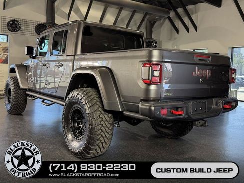 Used 2021 Jeep Gladiator Rubicon AWD/4WD image 9