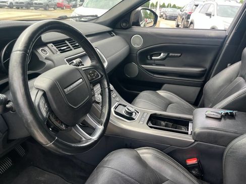 Used 2019 Land Rover Range Rover Evoque Landmark Edition AWD/4WD image 17