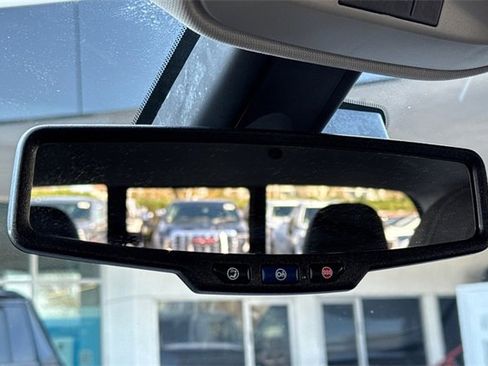 Used 2021 GMC Canyon Denali image 24