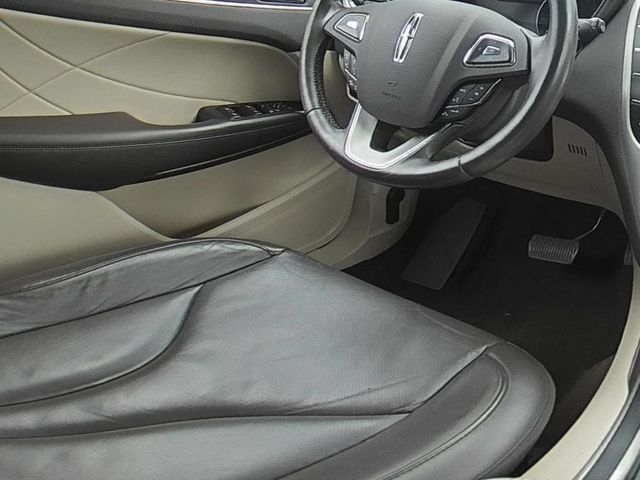 Used 2019 Lincoln MKC Reserve w/ MKC Technology Package AWD/4WD image 25