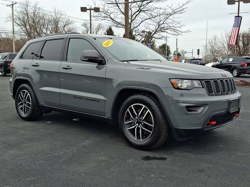 Certified 2021 Jeep Grand Cherokee Trailhawk image 3