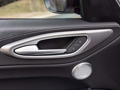 Used 2023 Alfa Romeo Giulia Veloce image 21