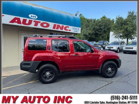 Used 2014 Nissan Xterra X AWD/4WD image 3