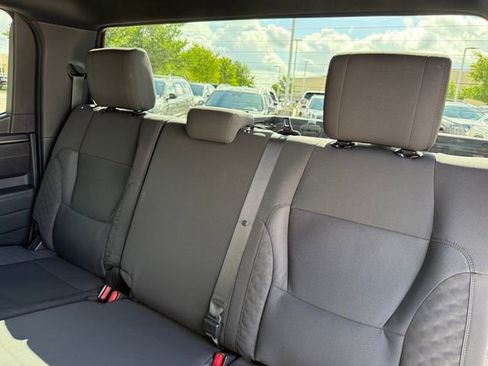 Used 2026 Toyota Tundra SR5 AWD/4WD image 25