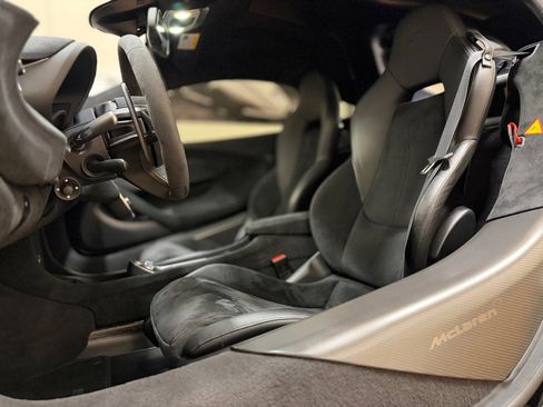 Used 2019 McLaren 600LT RWD image 25