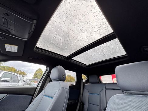 Used 2025 Chevrolet Blazer RS w/ Driver Confidence II Package image 19