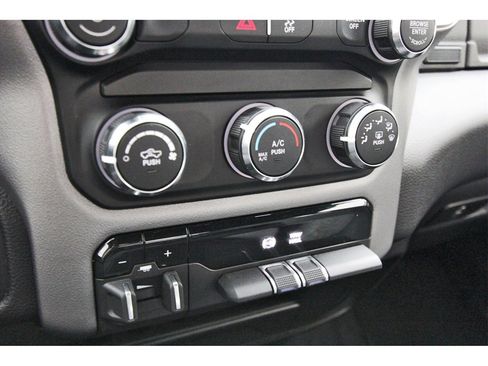 Used 2024 RAM 3500 Big Horn image 21