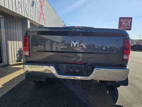 Used 2014 RAM 3500 Tradesman w/ Chrome Appearance Group image 6