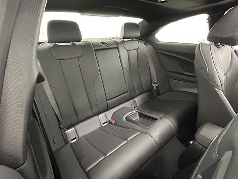 Used 2025 BMW 230i xDrive Coupe w/ Premium Package image 36