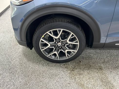 New 2027 Ford Explorer Platinum AWD/4WD image 34