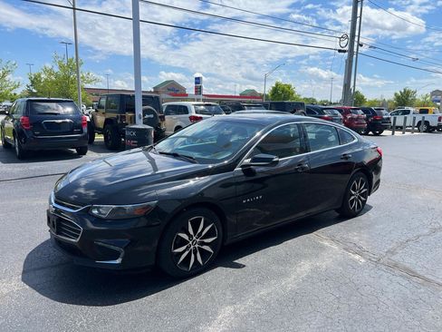 Used 2017 Chevrolet Malibu LT w/ True North Edition FWD image 2