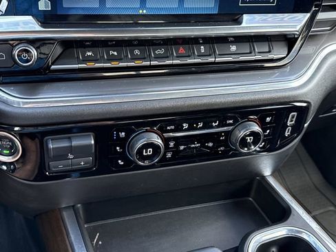 Used 2024 Chevrolet Silverado 1500 High Country w/ High Country Premium Package image 23