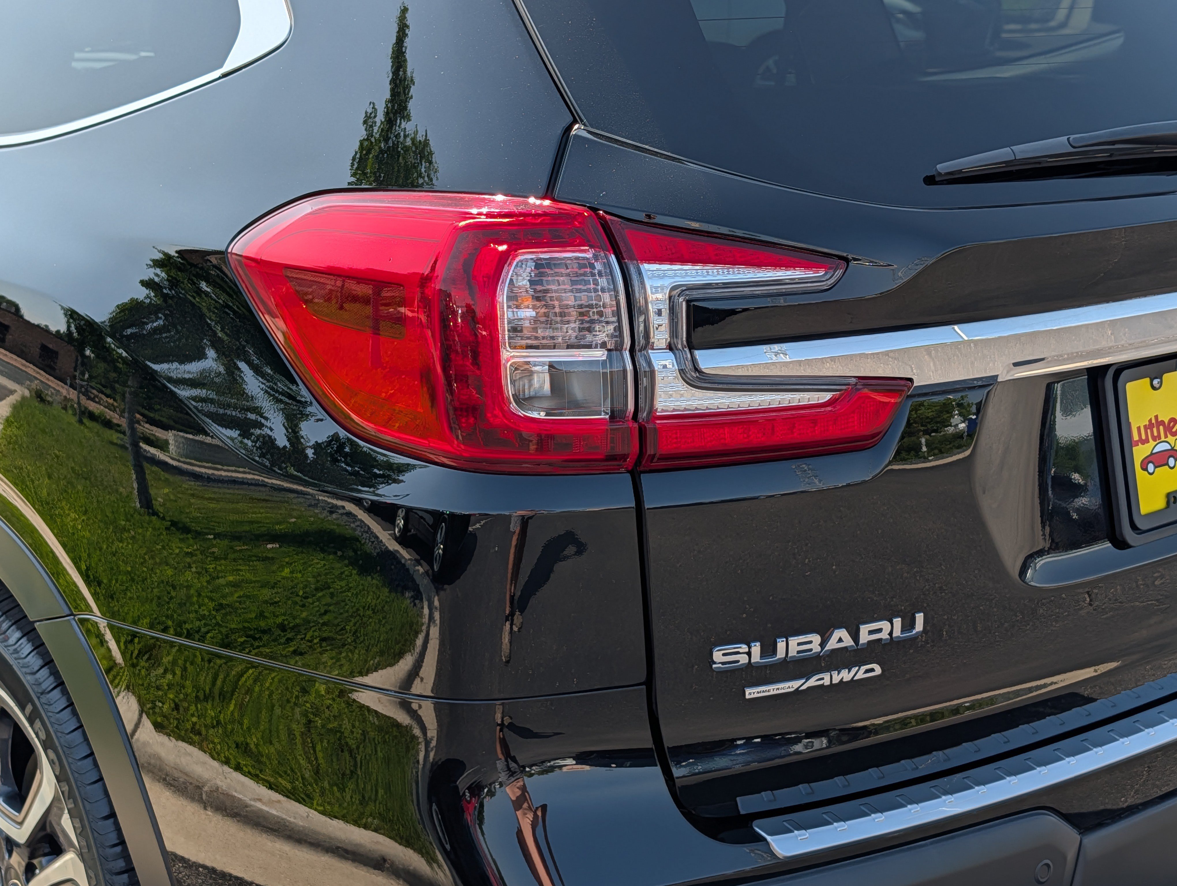 Used 2023 Subaru Ascent Touring AWD/4WD image 17