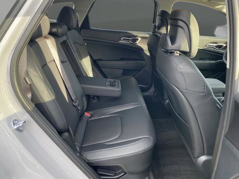 New 2026 Kia Sportage EX image 37