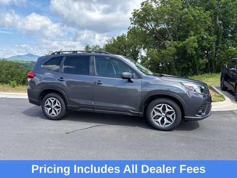 Certified 2023 Subaru Forester Premium AWD/4WD image 8
